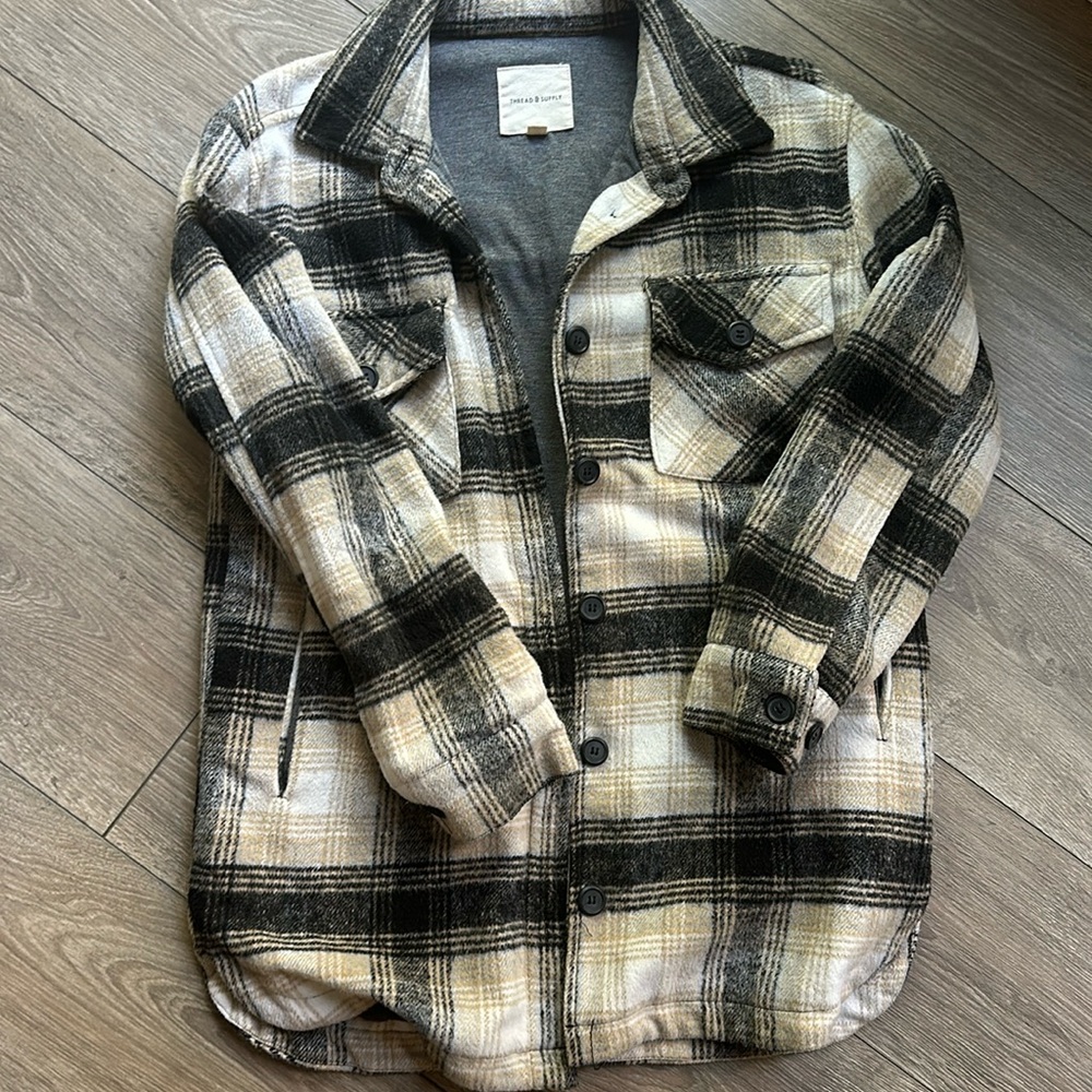 Thread & supply xs Casual Plaid Flannel Shacket Jacket Oversized ButtonDown Fall